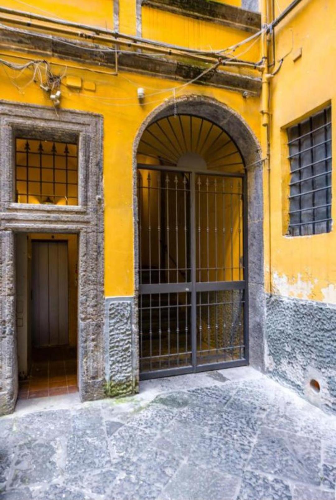 Appartamenti San Gregorio Armeno Napoli Exterior foto